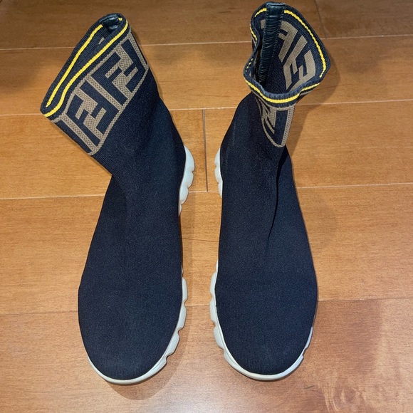 Fendi sneakers - Picture 6 of 6